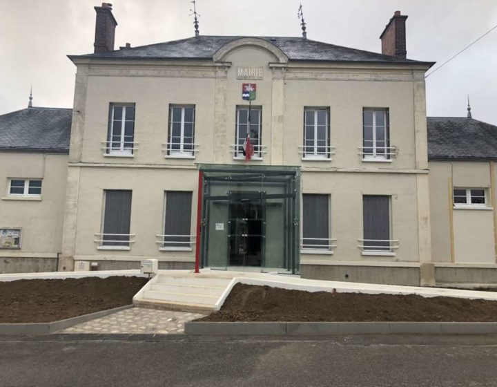 rampe d'accès PMR mairie de Voulangis