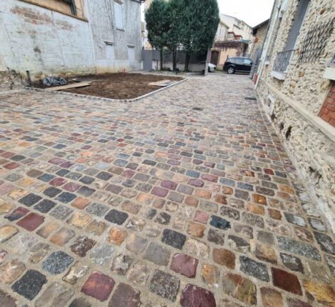 Réfection d'une cour en pavés