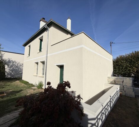 Rénovation thermique extérieure incluant les combles.